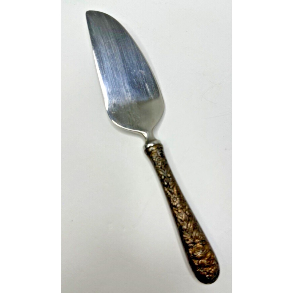 Kirk Stieff Sterling Silver Repousse Rose Handle Flowers Serving Stainless Blade